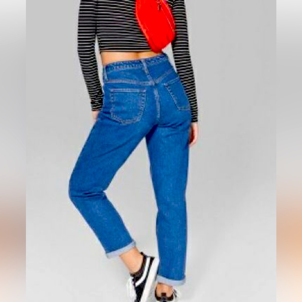 Wild Fable High Rise Mom Jeans size 8